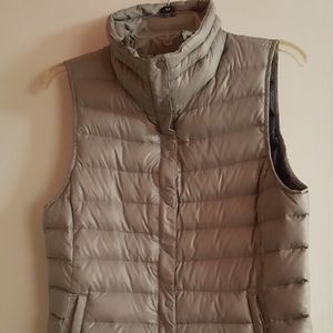 Gap down vest